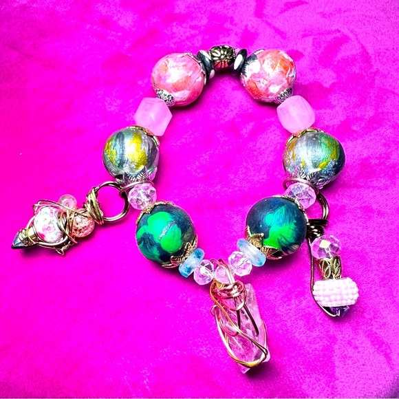 Handmade Charm Bracelet with Hand-Painted Beads & Wire-Wrapped Accents 6-7 3130 - Picture 4 of 11